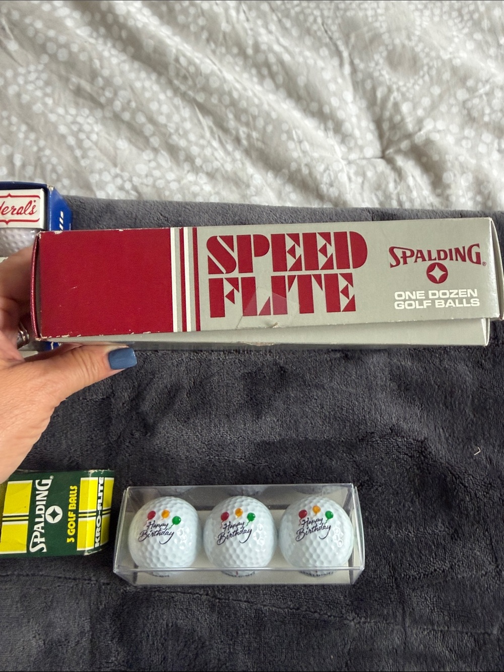 Vintage Spalding and Federals White and yellow Golf Ball Lot w/ birthday set - Picture 14 of 16